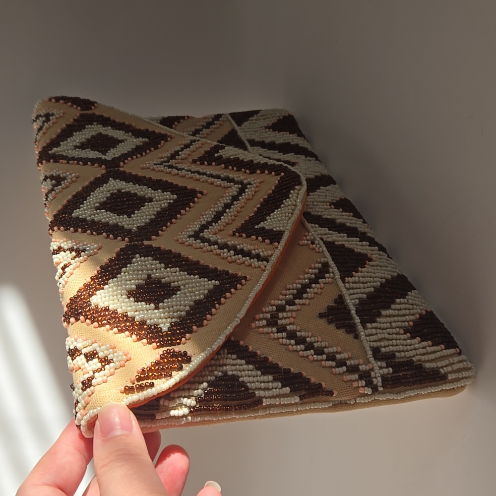 Francesca's Beaded Diamond-Pattern Convertible Cl… - image 8